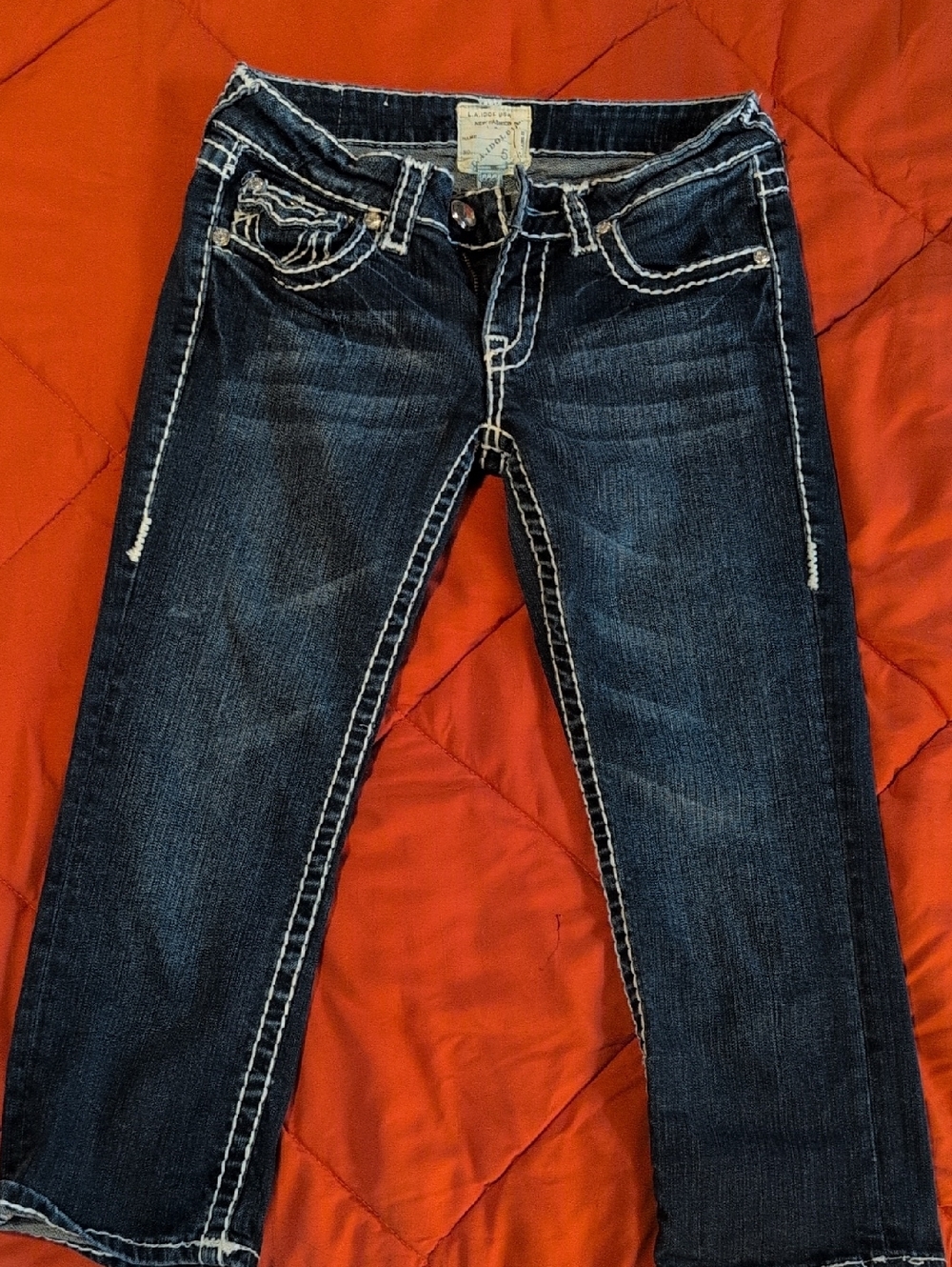 L.A. idol Dark Blue Bootcut Capri with White Contrast Stitching